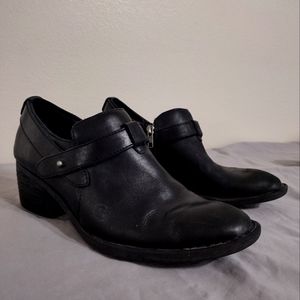 Born black ankle boots size 9